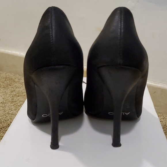 Aldo Zanni Black Suede Point Toe Pump Heels - Picture 5 of 9